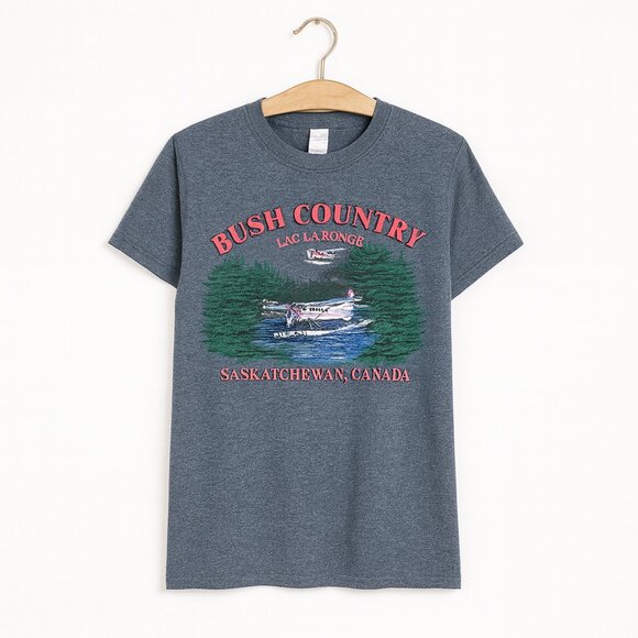 GILDAN | Dark Grey “Bush Country” Lac La Ronge Crewneck Tee Shirt – Women’s Smal - Picture 1 of 7